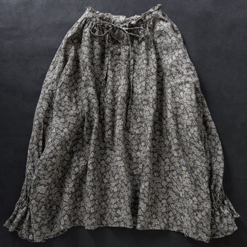 リバティプリント エディナム・シャドウで作ったブラウス 生地の森