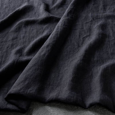 洗いこまれた綾織りベルギーリネン40番手【限定色】ブラックベリー