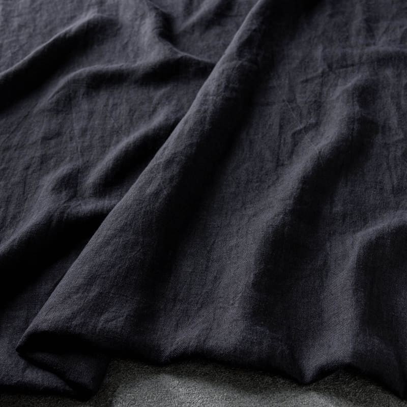 洗いこまれた綾織りベルギーリネン40番手【限定色】ブラックベリー